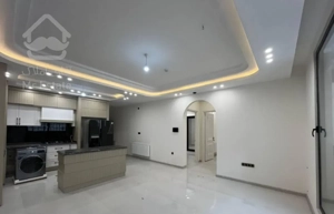 آپارتمان 95 متری/2 خواب مستر/سرایداری 24 ساعته
