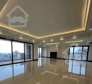 ١٣٨متر ٣خواب غرق نور ٢پارکینگ سندی کم واحد