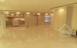 ۲۴۲ متر/طبقه سوم/بدون آسانسور
