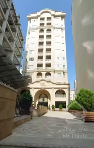 طبقه ۲ خانه شرقی ۱۲۲ متر + ۱۷ متر تراس