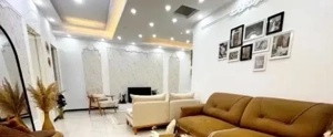 ۴۰متر/نقلیِ خوش‌نقشه/آسانسوردار/تک‌واحدی