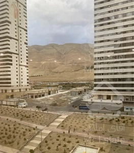 شهرک خرازی  اردستانی دریاچه چیتگر