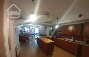 ۱۱۰ متر ۲خوابه دسترسی