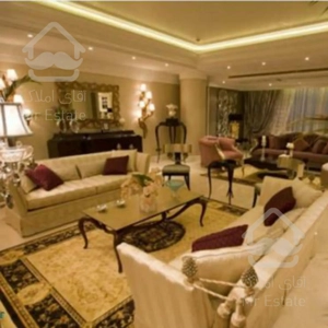 ۱۱۵متری / غرق نور