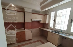 140 متر خوش نقشه افتابگیر پاسیو اختصاصی/نیاوران