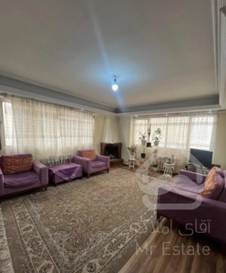 ۷۴متر دو خواب با تراس و پارکینگ و انباری ،نور عالی