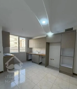 ۸۵متر/نور گیر رو به آفتاب/خیابان اباذر/ویو بی نظیر