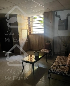 ۷۶ متر ۲ خواب بلوار کاوه با لابی و پارکینگ سندی