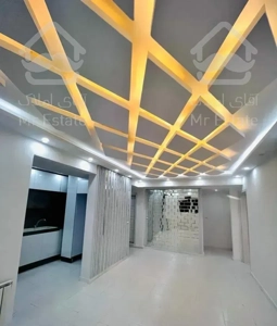 ۸۲متر کلید نخورده فول امکانات