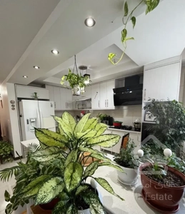 ۱۲۷ متر / ۳خ / فول / کوهک / برج هواپیمایی