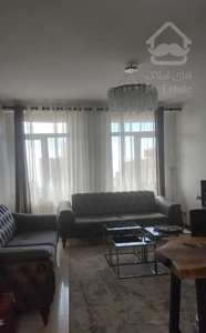 ۶۷ متر  شهرک نفت  خوش نقش  سالن پرده خور ویوو دار