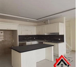 آپارتمان88متری4دقیقه پیاده حرم سرشور خامنه ای ملکی