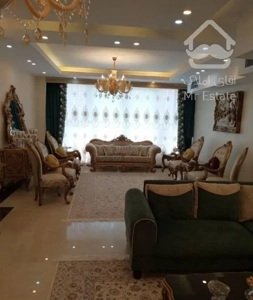 ۱۶۰ متری// میدان اسبی رو به آفتاب//