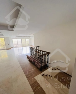 آپارتمان ۲۹۰ متر