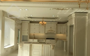 هم لوکیشن داره، هم قیمت/جلال قبل فرهنگ/کلیدش دستمه