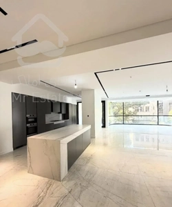 سعادت آباد ۱۵۵ متر ۳ خواب ۲ پارکینگ فول هوس