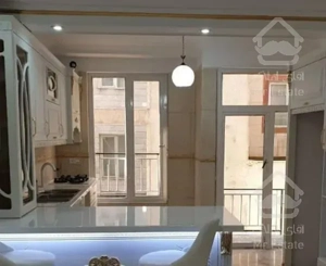 ۶۵ متر   کلید نخورده   شکیل و زیبا