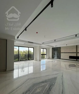 ۳۳۰متر/مدرن/برج باغ بنام/تراس قابل چیدمان