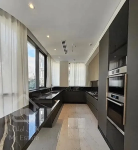 تاپ لوکیشن فرشته،191متر،فول بازسازی مدرن