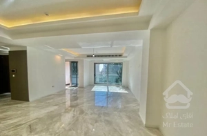 آپارتمان نوساز ۱۴۰ متر // ۲ // پارکینگ