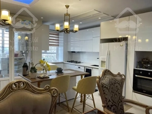 ۶۴متری خوش نقشه/فول امکانات، کم واحدی