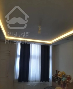 ۸۰ متری دو خواب تاپ لوکیشن