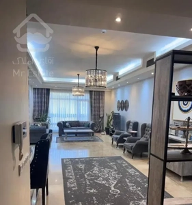 ۱۴۰ متر عقیلی شهاب /۳ خواب / نور مستقیم