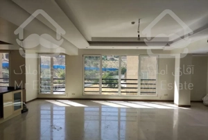 مجلل ، ۲۴۰ متر ، با مشاعات ابی ، ویو بدون مشرف