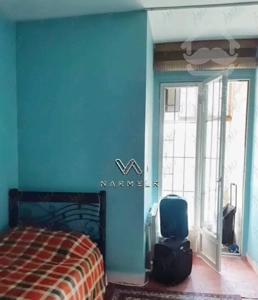 ۷۳ متر/۲ خواب/طبقه ۳ سندی/۲۱ ساله