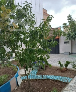 منزل ۱۴۰ متری واقع در روبروی هتل اسرم