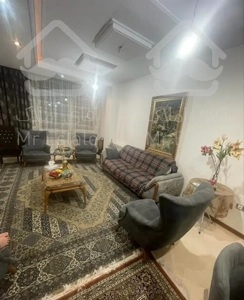 ۴۴متری خیابان اول با آسانسور تک واحدی