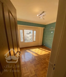 ویلایی نقلی مستقل دوبلکس مناسب سکونت یا افیس
