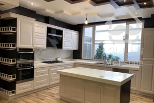 ۲۰۰متر/شیخ‌بهایی‌شمالی/استخردار/نوساز