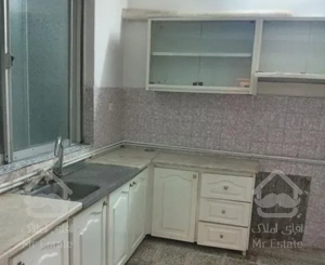 ۱۹۰متر همکف حیاط دار در اقبال ۷