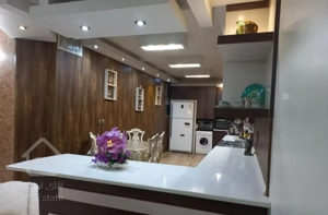 آپارتمان سه خواب ۱۸۵ متر .نور عالی جای پارک۲ ماشین