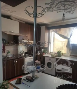 طبقه اول تک سقف راه جدا باپارکینگ65متری دوخواب