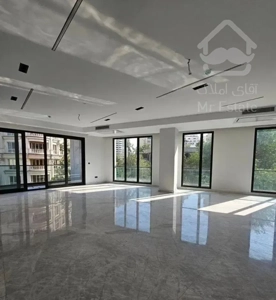 ساقدوش ۲۲۰ متر ۳ خواب نوساز تکواحدی ۴ پارکینگ