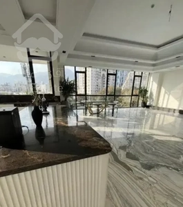 ۲۲۰متر آجودانیه/طبقات بالا/۳پارکینگ سندی/