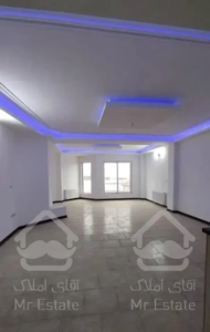 آپارتمان نزدیک دریا ۱۲۷ متر با نگهبانی محمودآباد