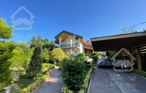 ویلاباغ۷۰۰متری/استخر۴فصل/حیاط مشجر/مبله‌کامل