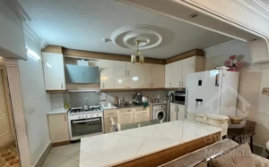 اپارتمان ۱۱۰ متری/پشت حاشیه پیروزی/فول