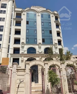 ۳۰۰ متر غرق نور بدون مشرف