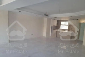 154 متری نوساز با متریال