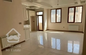 125متر سه خوابه (تک واحدی) با دو پارکینگ سندی