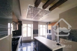 ۱۰۵متر. دو‌ خواب . نور و نقشه  . رهن کامل