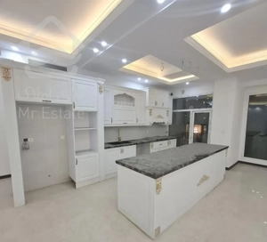 آپارتمان نوساز / دو خواب / هجرت