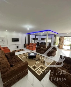 ویلا نوساز ساحلی حیاطدار ١٤٠ متری ایزدشهر