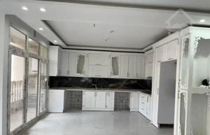 آپارتمان155 متری بین خیابان امام رضا و امام خمینی