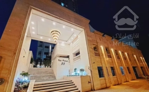 فروش آپارتمان ۱۳۰ متری برج نیلی پلاس