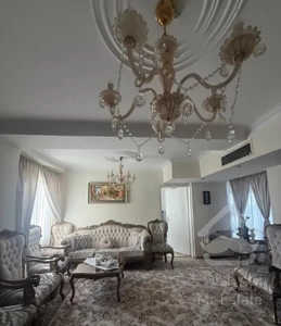 ۸۷متر/۲خواب/سالن پرده خور/غرق نور/بازسازی شده